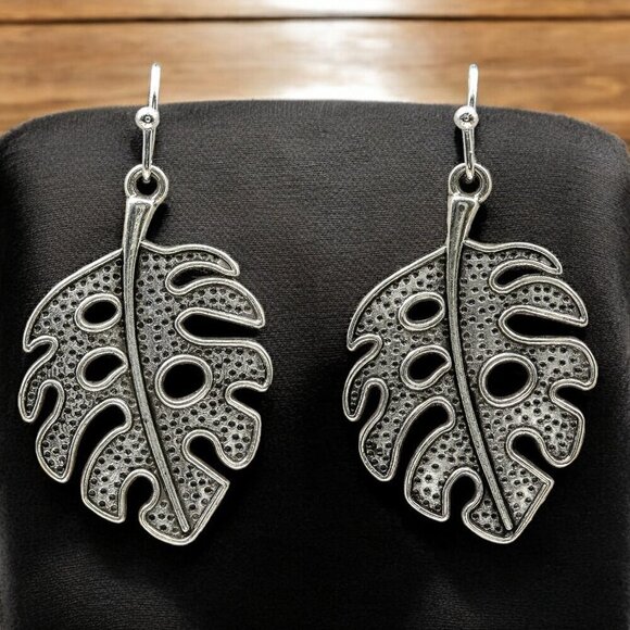 Antique Silver Monstera Leaf Earrings - Picture 1 of 4